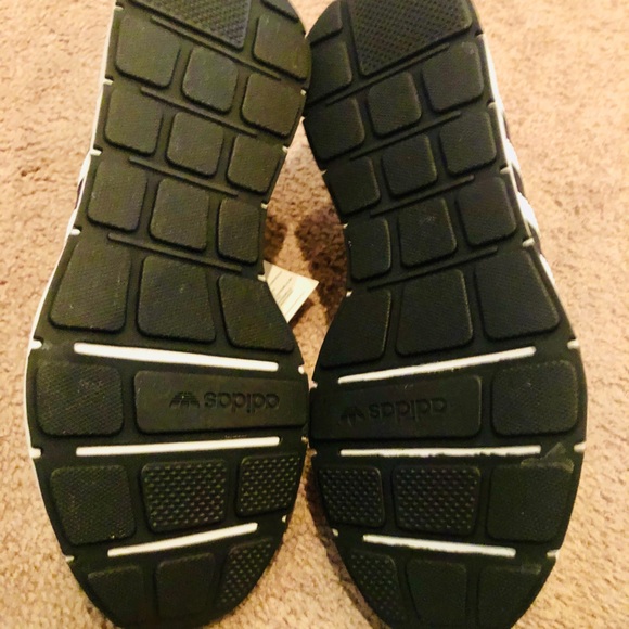 adidas Originals Men’s Swift Run CQ2116 - Picture 5 of 5